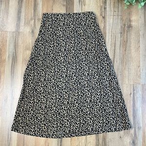 Old Navy cheetah print skirt